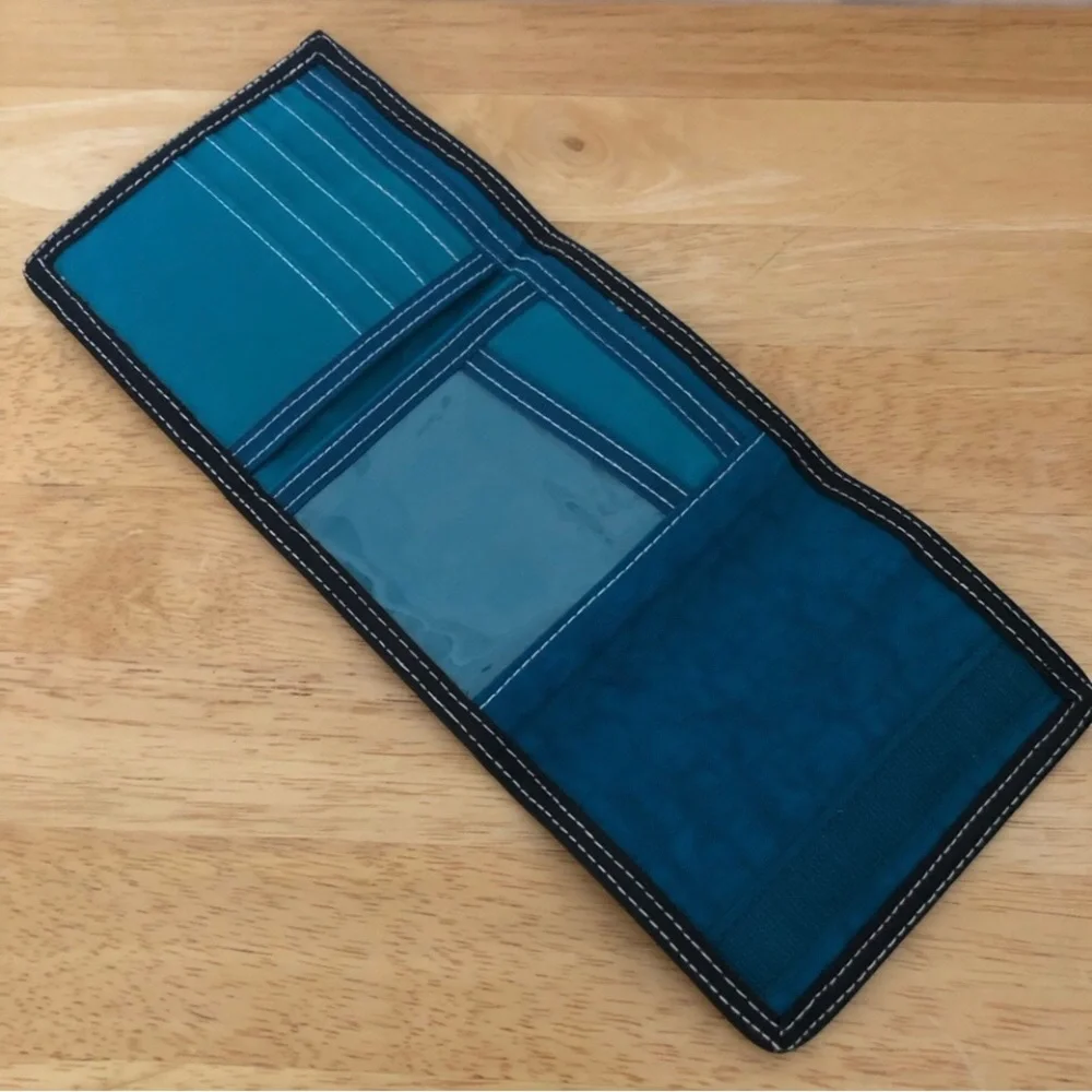 WDW wallet fabric billfold Disney blue nylon trifold change pocket card holder